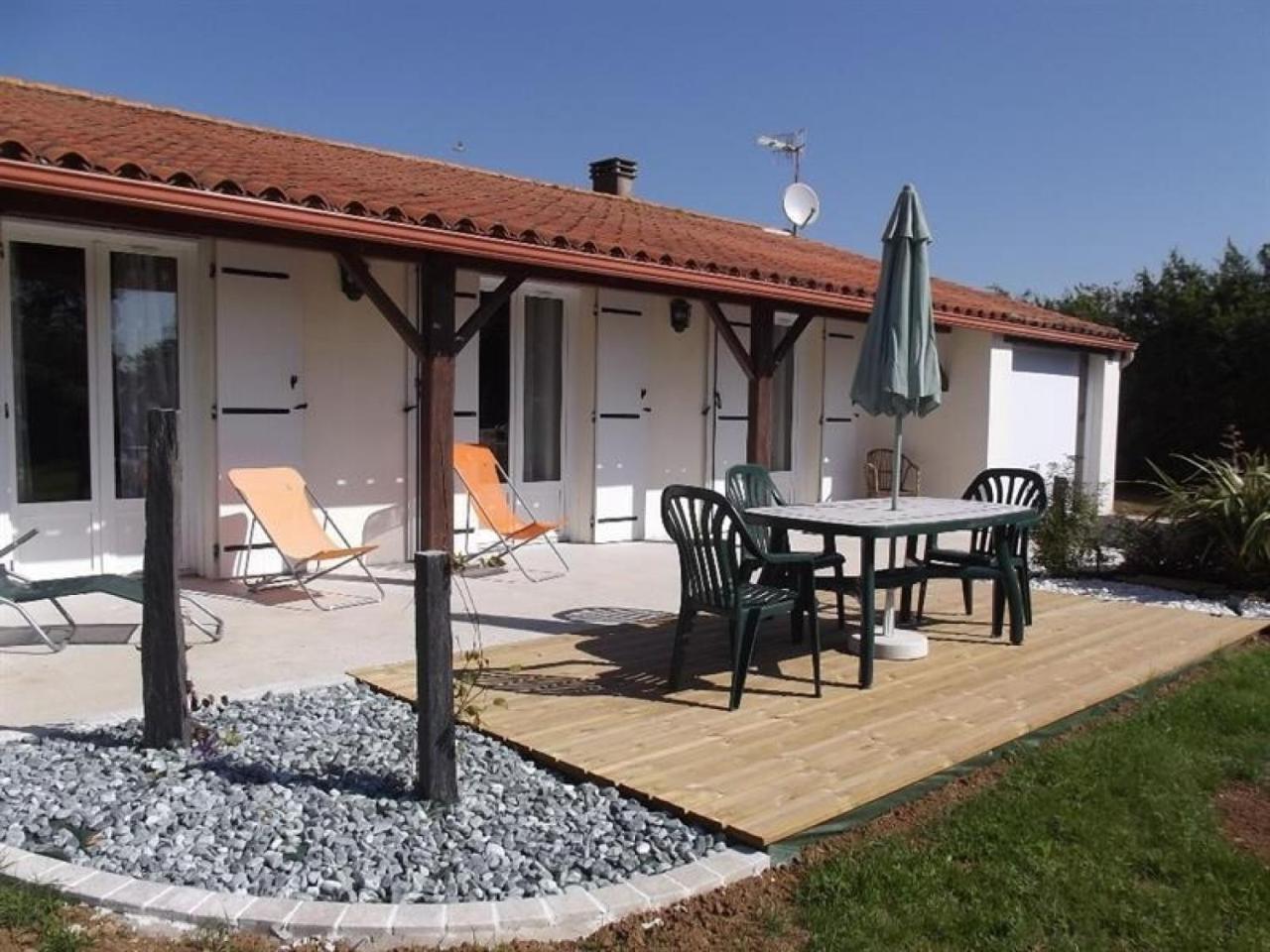 Maison Familiale Avec Jardin, Proche Plages Et Wifi - Fr-1-357-89 La Jonchere Екстер'єр фото